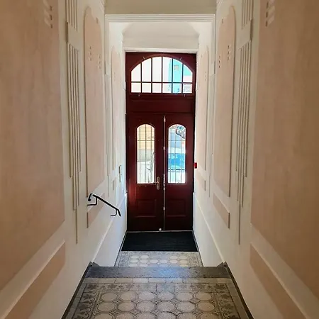Spacious Luxury In The Center Апартаменты